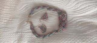 Gargantilla y pendientes