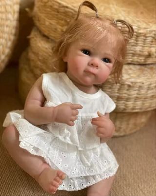 Bebe reborn niña de vinilo blandito