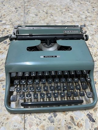 Máquina de escribir Pluma