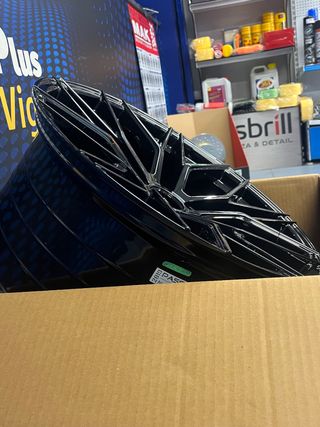 Llantas concavas 9+10x20 5x114.3 negro brillo