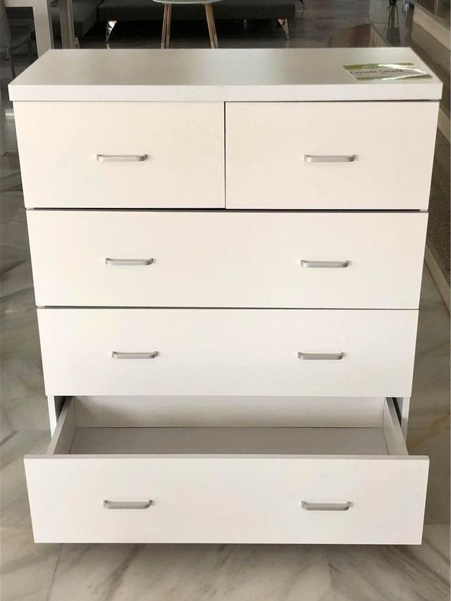 COMODA NUEVA DISPONIBLE EN 2 COLORES!