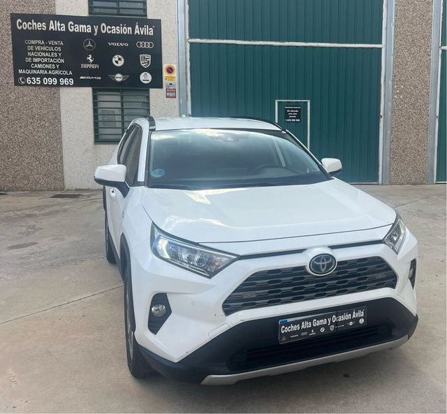 Toyota RAV4 2021