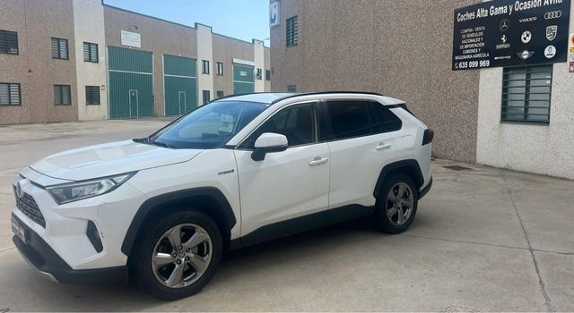 Toyota RAV4 2021