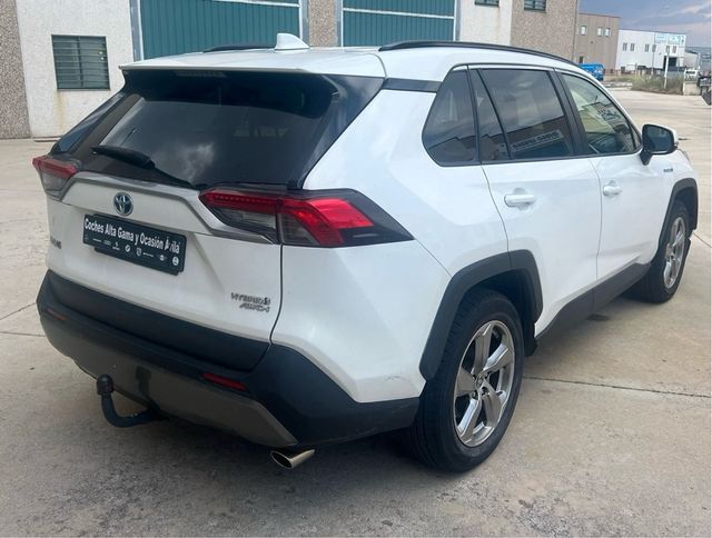 Toyota RAV4 2021