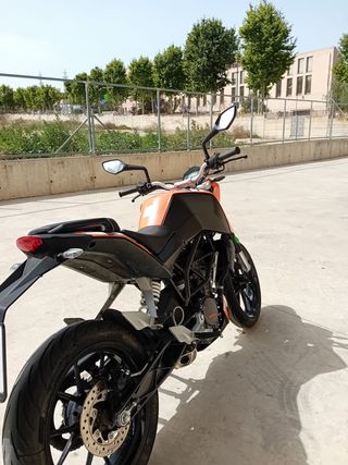 KTM DUKE 125