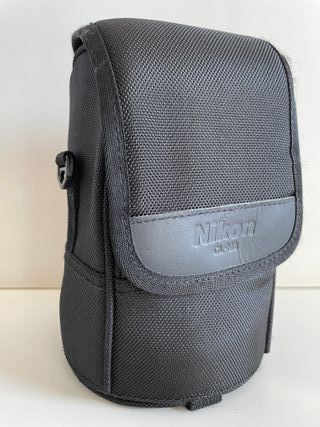 Objetivo Nikkor AF-S VR 70-300mm F4.5-5.6 G+ Funda