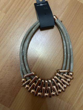 Collar
