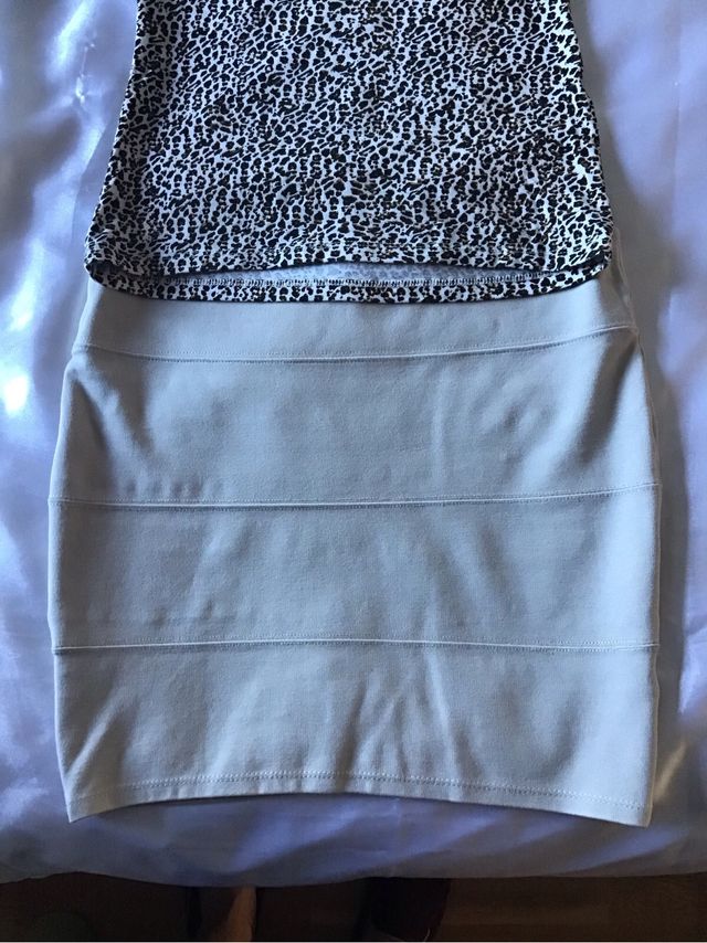 Conjunto de falda y camiseta