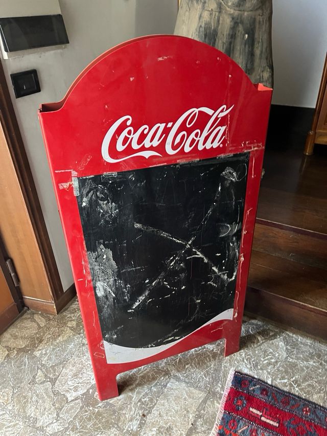 Lavagna coca cola da ripulire