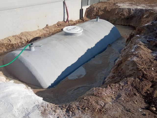 Depósito de poliéster