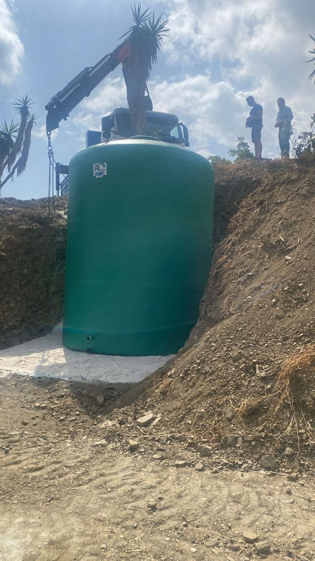 Depósito de poliéster