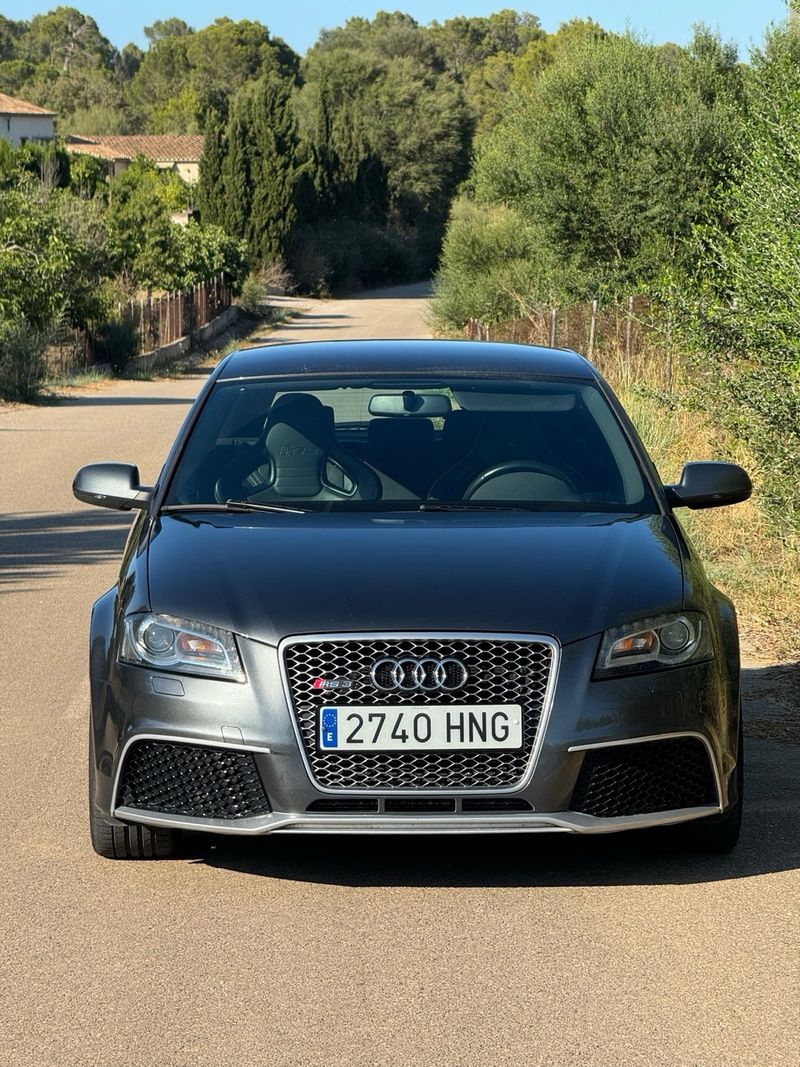 Audi RS3 2013 - foto 1