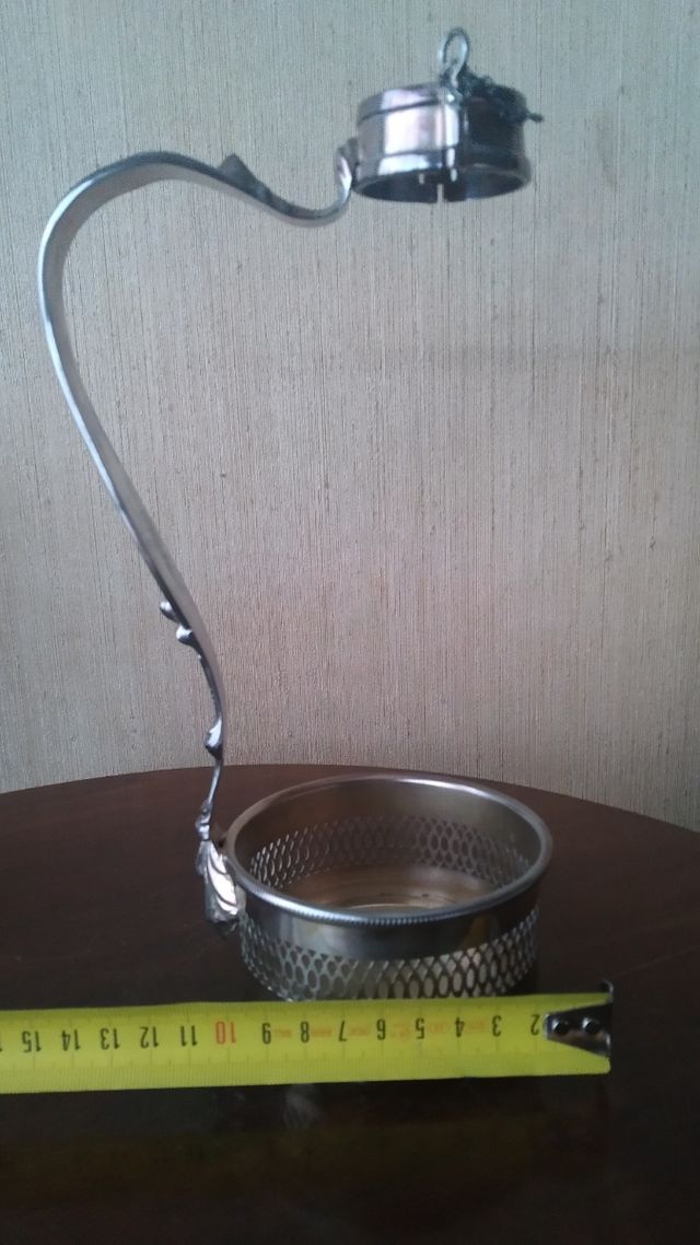 Vertedor o porta botellas antiguo