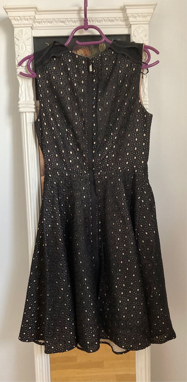 Vestido de cóctel Vince Camuto