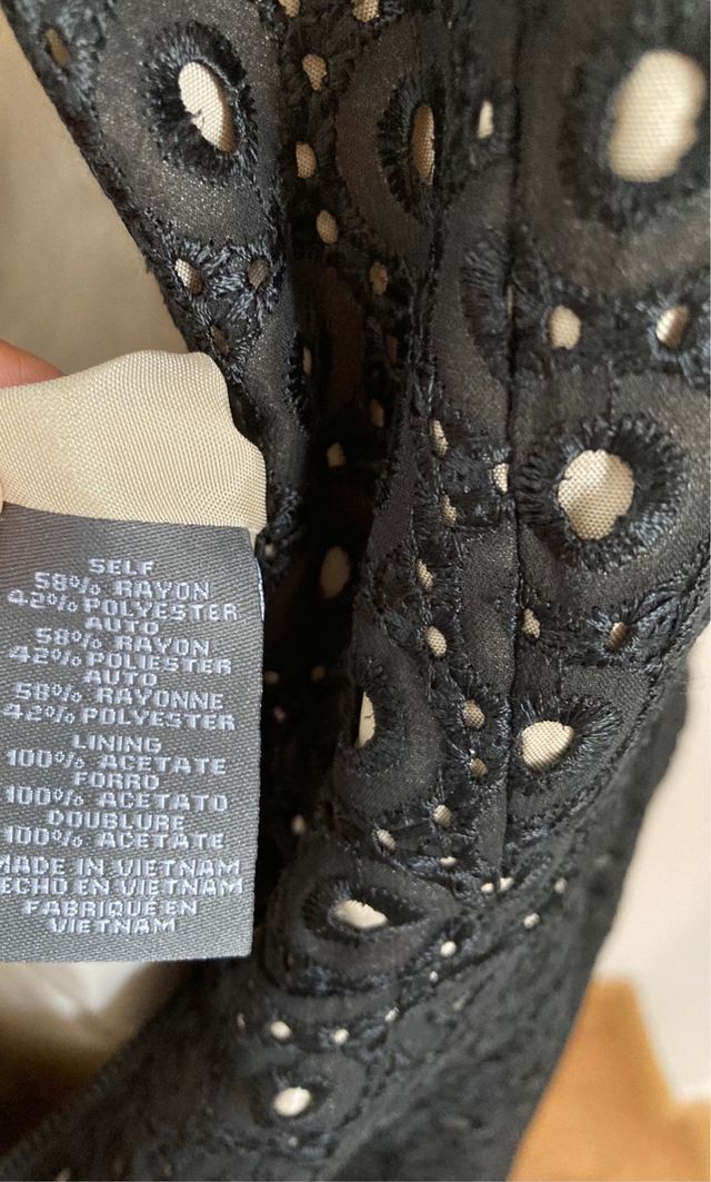 Vestido de cóctel Vince Camuto