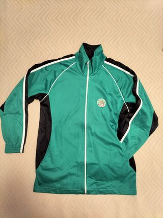 Uniforme
Chaqueta deportiva talla 18