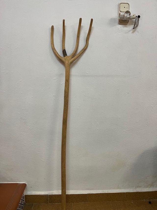 Orca antigua de madera