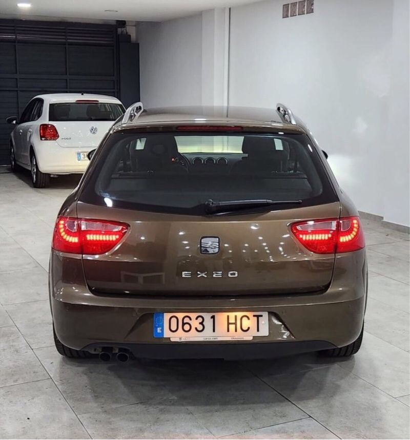 SEAT Exeo 2012 - foto 1