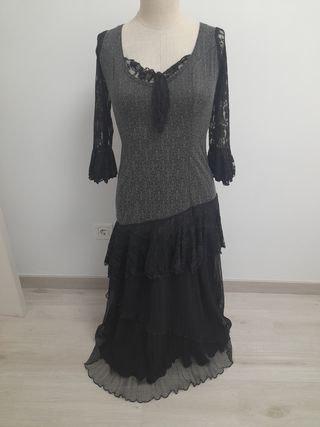 Traje flamenca sobrio