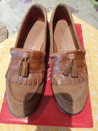 Mocasines de piel. 