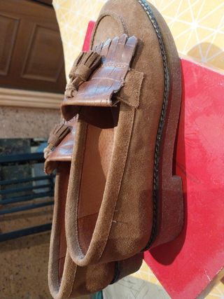 Mocasines de piel. 