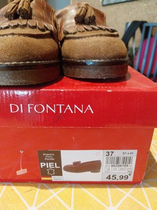 Mocasines de piel. 