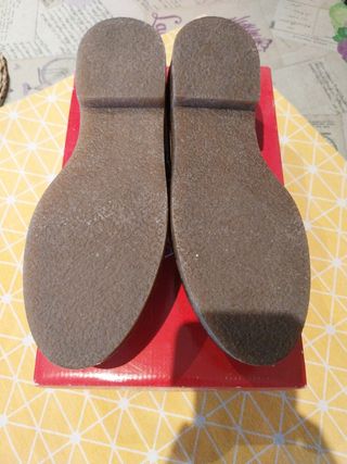 Mocasines de piel. 