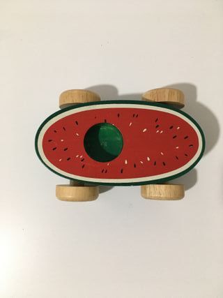 Coche con forma de sandía para bebés (juguetes)
