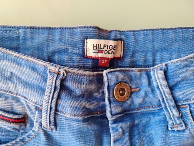 short Tommy Hilfiger