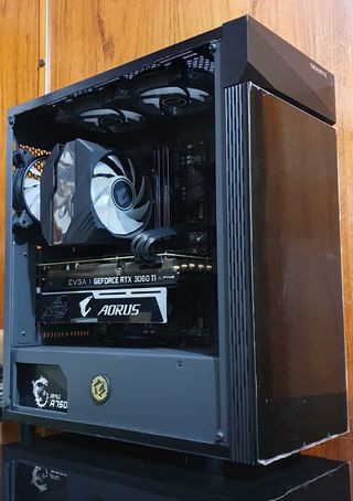 PRECIOSO Y POTENTE PC GAMING. 4TB SSD 64GB... 35