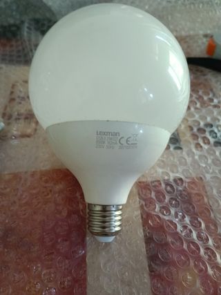 veleros de forja y madera