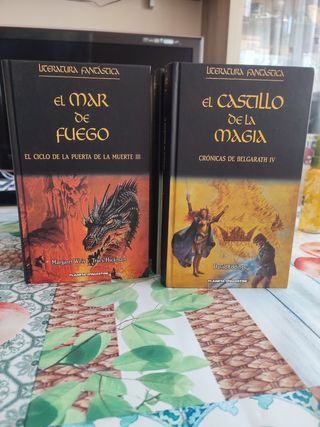 Biblioteca de Literatura Fantástica.