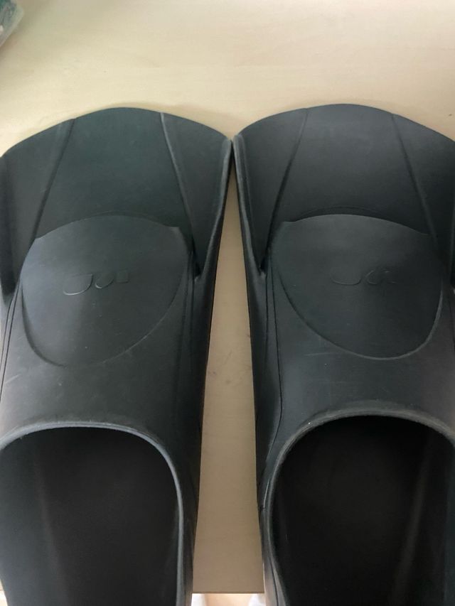 Aletas Cortas Natación Easyfins Gris