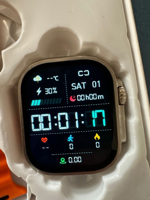 Smart Watch HK8PROMAX indossato poche volte