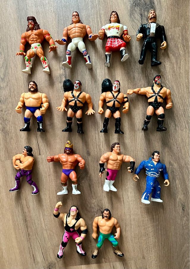 14 figuras Hasbro WWF