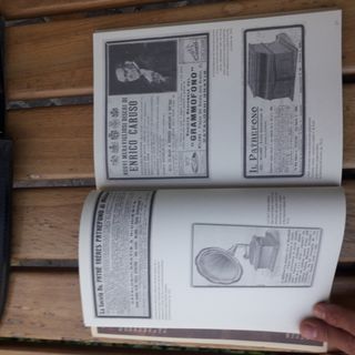 Libro magie delle macchine parlanti