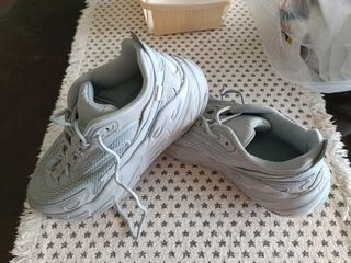 Deportivas talla 39