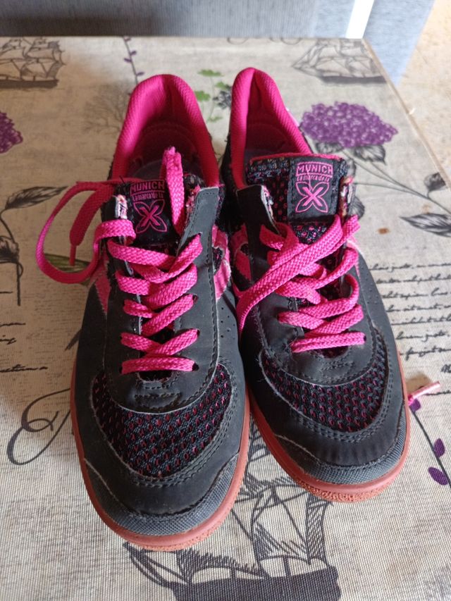 Zapatillas Munich número 34