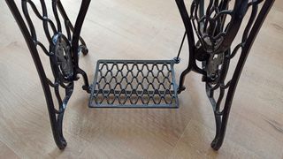 Mesa coser Singer antigua cristal REBAJADA