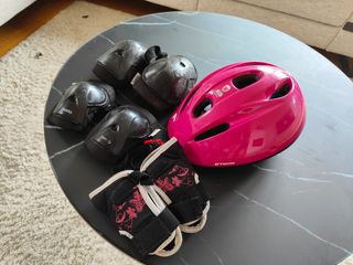 Casco y protecciones para patines