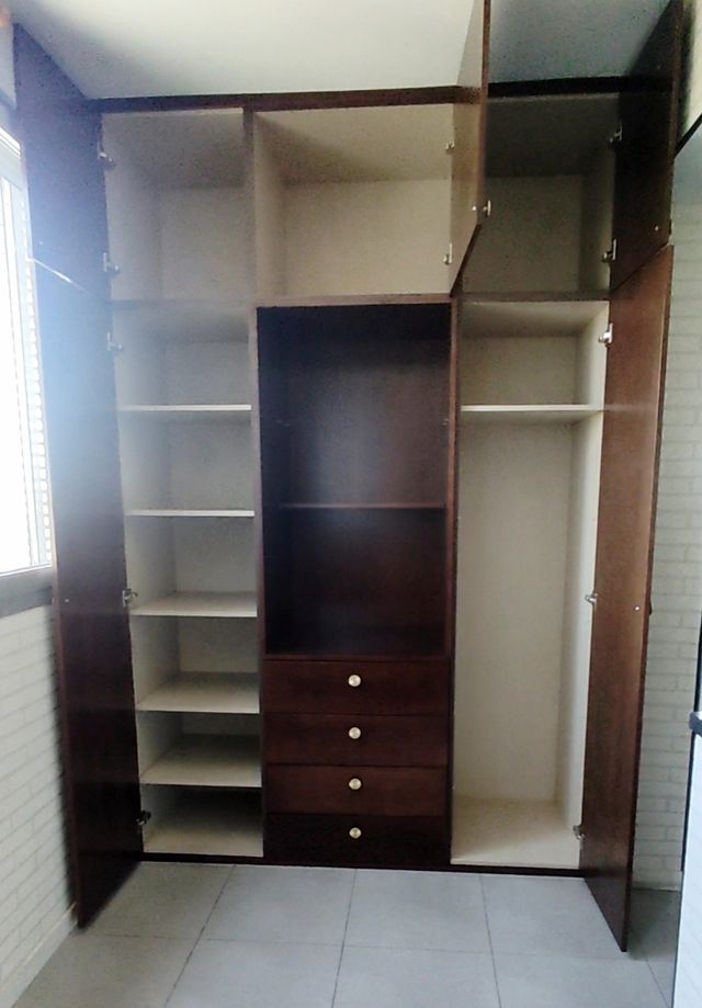 FABRICAMOS TUS ARMARIOS A MEDIDA