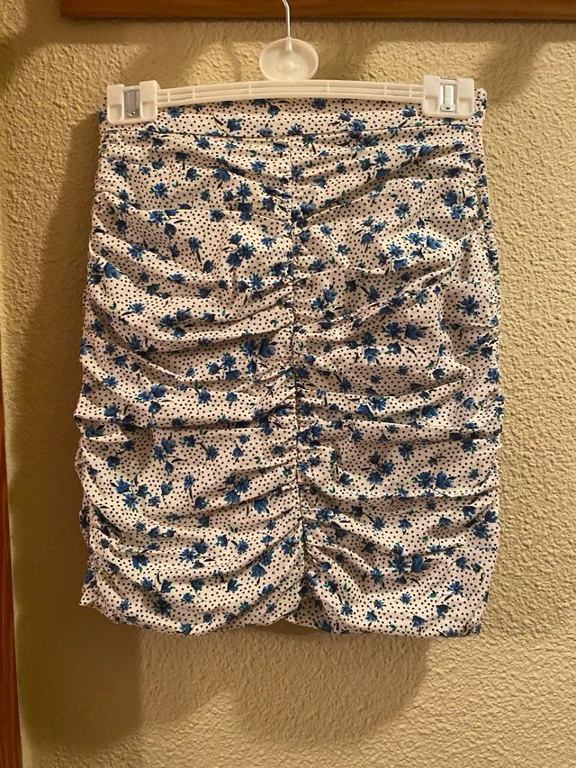 Falda estampada com fruncido