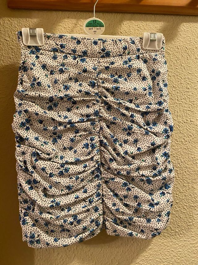 Falda estampada com fruncido