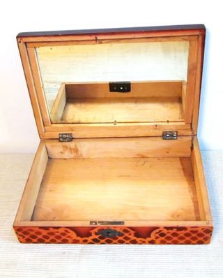 ANTIGUA CAJA DE MADERA C/BLANCANIEVES Y LOS 7 ENAN