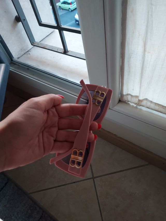 Occhiali da sole rosa oro