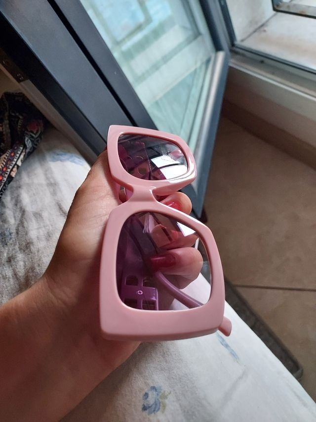 Occhiali da sole rosa oro