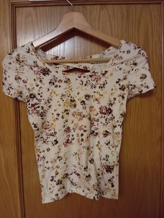 Camiseta Bershka 