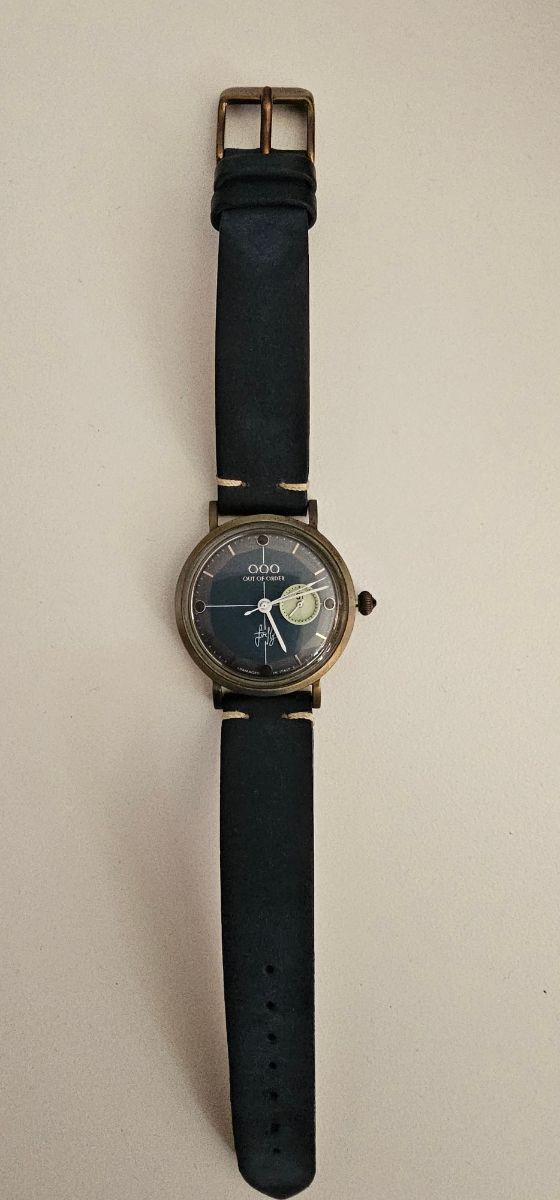 Relógio Out of Order Firefly