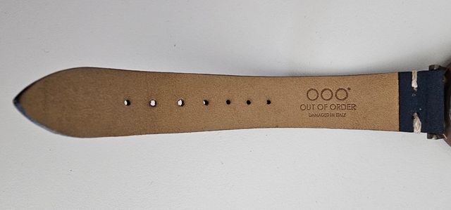 Relógio Out of Order Firefly