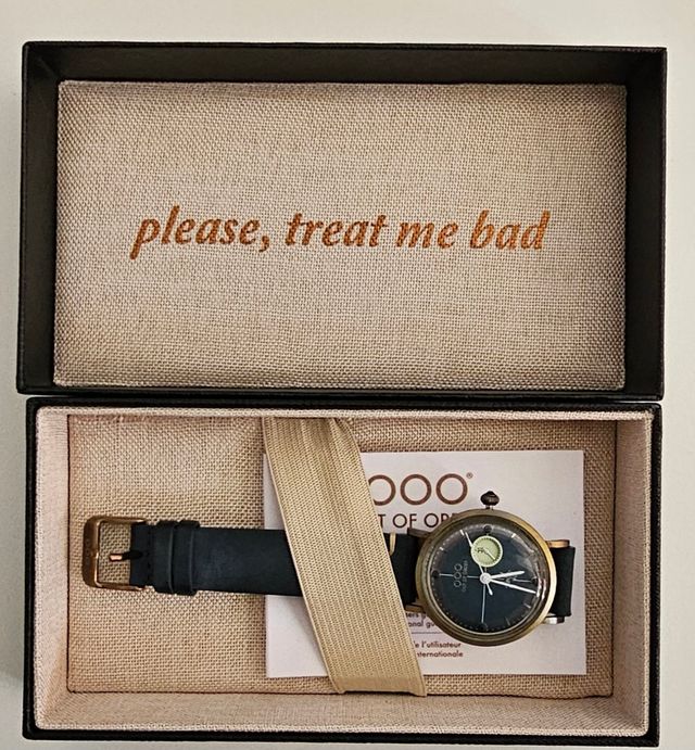 Relógio Out of Order Firefly